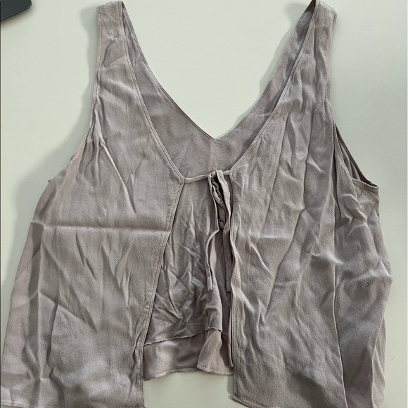 Aritzia Wilfred Free Shirt - Picture 2 of 2